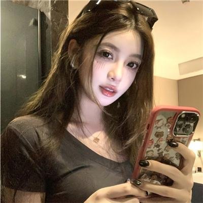 美女蛇岛求生